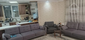 واحد ۱۴۳ متری، ۳ خوابه، فول امکانات،غرق در نور