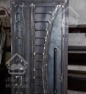 .جوشکاری انواع سازه فلزی باد۱۰ سال سابقه