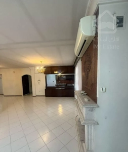 آپارتمان ۱۴۴ متری ۳ خوابه طبقه ۱ در محله هنرستان