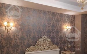 نقاشی ساختمان.کاغذدیواری .ایینه.دیوارپوش پارکت.