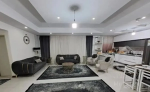 76متری/تک واحدی/پارکینگ/آسانسور/خوش نقش