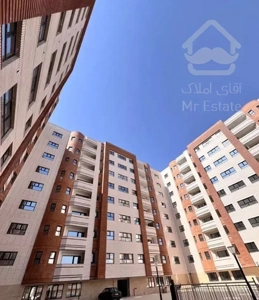 فروش واحد ۱۵۰ متری صفر بلوار جمهوری کوچه زنبق