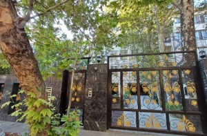 زیرقیمت‌نیاوران ۸۵متر ۲ پارکینگ ۲ کله تراس‌چیدمان