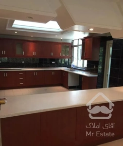 200 متر دسترسی  به ولیعصر