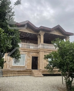 ویلا نوساز با استخر