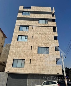 ۱۳۴ متر / ۳ خواب / نوساز / لوکس
