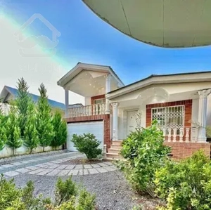 ویلا باغ نیم پیلوت شهرکی سند تک برگ با قیمت عالی