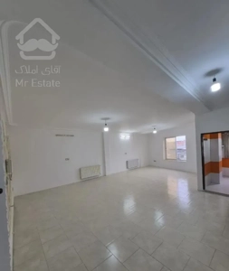 آمل  آپارتمان ۱۱۰متری کلاکسر دریای ۶۱