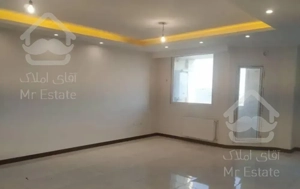 ۶۵متر ۵ ساله مترو صادقیه