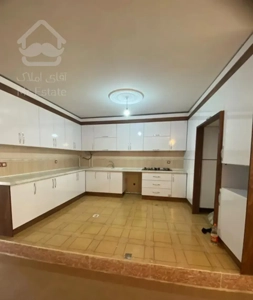 رهن و اجاره واحد مسکونی ۱۱۰متر دو‌خواب(شهرک توحید)