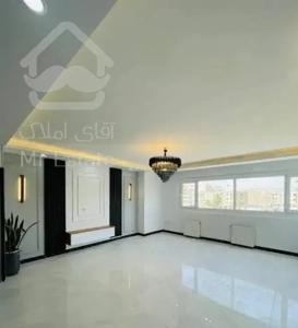 ۷۰متر/پارکینگ سندی/فول امکانات/سالن پرده خور