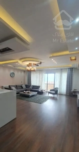 2خواب 133متری طبقه چهارم جنوبی