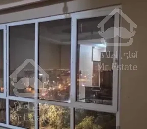 آپارتمان82متر طبقه چهارم صادقیه