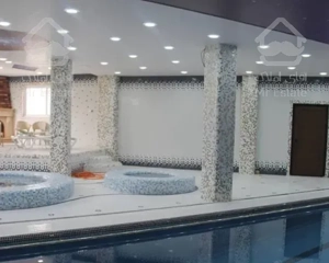 اجاره ویلا ۵۰۰ متر سه خوابه استخردار،داخل شهرک