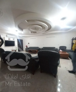 منزل ویلایی کوچکسرا نزدیک میدان پنج شنبه بازار