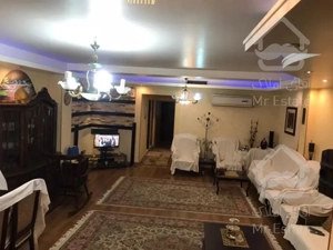 ۱۰۵ متر دو خواب فول امکانات آلاله شرقی