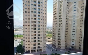 ۱۳۶ متر واحد ۳خواب طبقات بالا برج مجلل آفتاب