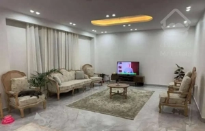 آپارتمان ۱۷۰متری/جنوبی/فول/خیابان بهار