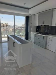 فروش آپارتمان ۱۹۰ متری‌ فرمانیه نوساز