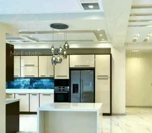 ۹۴ متر ، آلاله فرساد شرقی ، غرق نور