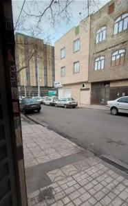 خانه ویلایی سه طبقه  116منر ویک باب مغازه