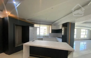 پاسداران ۲۷۰ متر ۴ خواب / کلید نخورده / ۳ پارکینگ