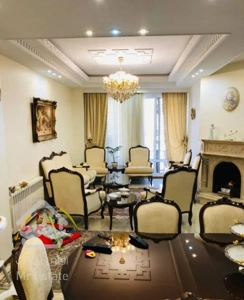 ۸۵ متر سالن پرده خور فول امکانات بیمه