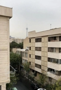 ۷۲ متر / مشرف به بوستان / سر  مایه گذاری