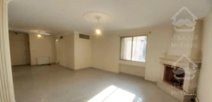 آپارتمان ۱۳۷ متری صادقیه بلوار گلاب