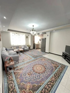 آپارتمان۶۰م هاشمی بین استادمعین و ۲۱متری