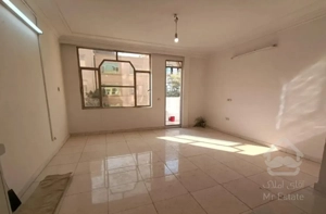 آپارتمان ۷۲ متری/ابتدای اندیشه/شخصی سنددار/طبقه ۲