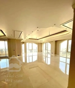 ۲۳۰ متر / ۲ پارکینگ سندی/ دید نور عالی/ تراس بزرگ