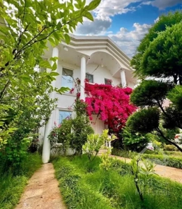 ویلا شهرکی سنددار//فول فرنیش