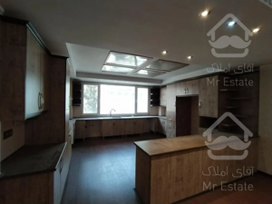 ۱۱۰ متر اباذر سوپر لوکس دوکله نورگیر