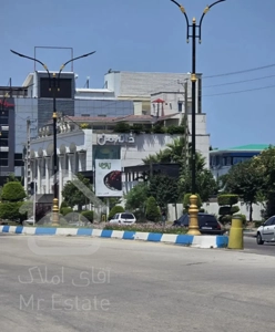 ۱۶۰  متر آپارتمان با مشاعات