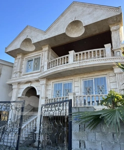 ۳۶۴ متر ویلا دوبلکس نوساز ۴ خواب با ویو دریا