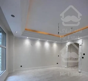 واحد۱۲۵متری/خوش نقشه و تخلیه/خیابان عریض کیانپارس