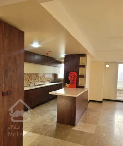 واحد ۱۳۰ متری در مجاورت ایرانمال شهرک چیتگر برج G