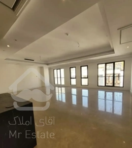 زعفرانیه ۱۷۰متر غرق نور / خوش نقشه