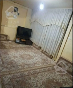 72متر خانه طبقه همکف با حیات خلوت