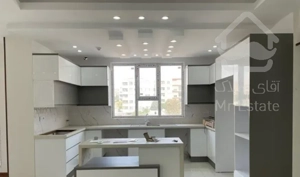 ۱۳۵ متر فول / نوساز کلید نخورده / داریوش / تهاتر