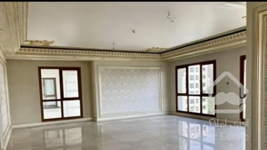 ۸۳متر/دوخواب/فول امکانات  شهران