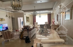 شهرک غرب 185متر4خوابه ارغوان شرقی