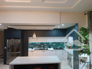 2 خواب در برج چندقدمی دریاچه چیتگر