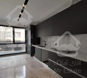 ۱۶۵متر۴خواب نوسازی و دیزاین شده (شقایق شمالی)