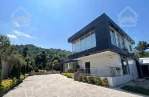 اجاره ویلا مدرن تریبلکس استخر دار  روف گاردن جنگلی