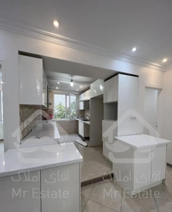 ۷۲ متر دوخوابه طبقه سوم پارکینگ آسانسور شیخ هادی