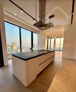 بر فراز ابرها*طبقه ششم*نوساز مدرن*ویو ابدی تهران