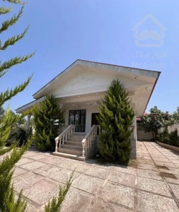 فروش ویلا باغ استخردار ۵۰۰ متری سندتکبرگ خوش قیمت