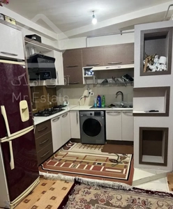 واحد ۷۷ متری خوش نقشه با سند تک برگ